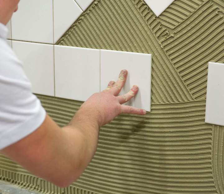 Décoration murale élégante et fonctionnelle